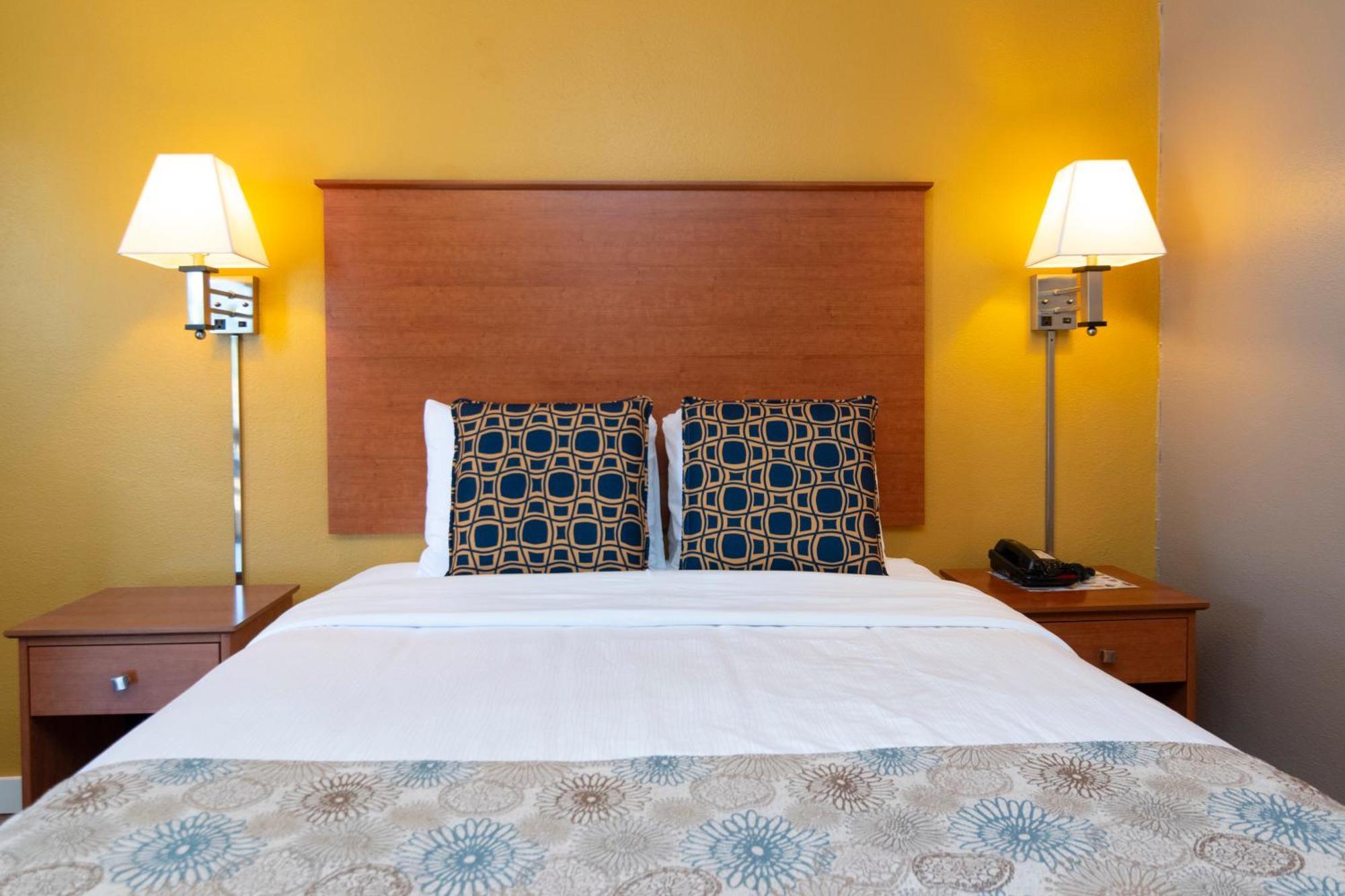 Nordic Inn And Suites Портленд Екстер'єр фото