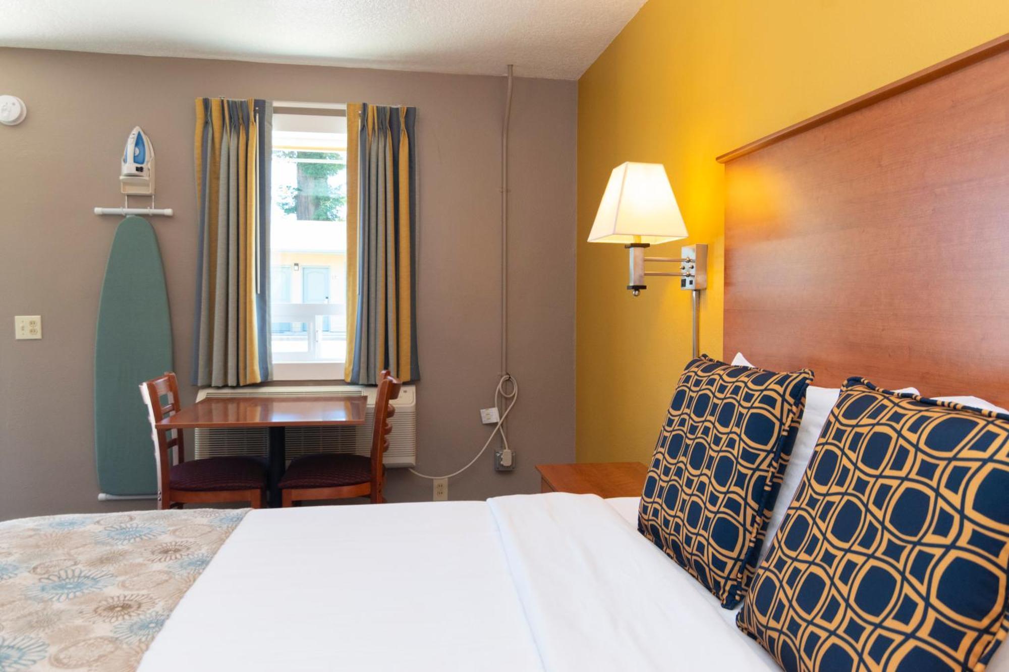 Nordic Inn And Suites Портленд Екстер'єр фото