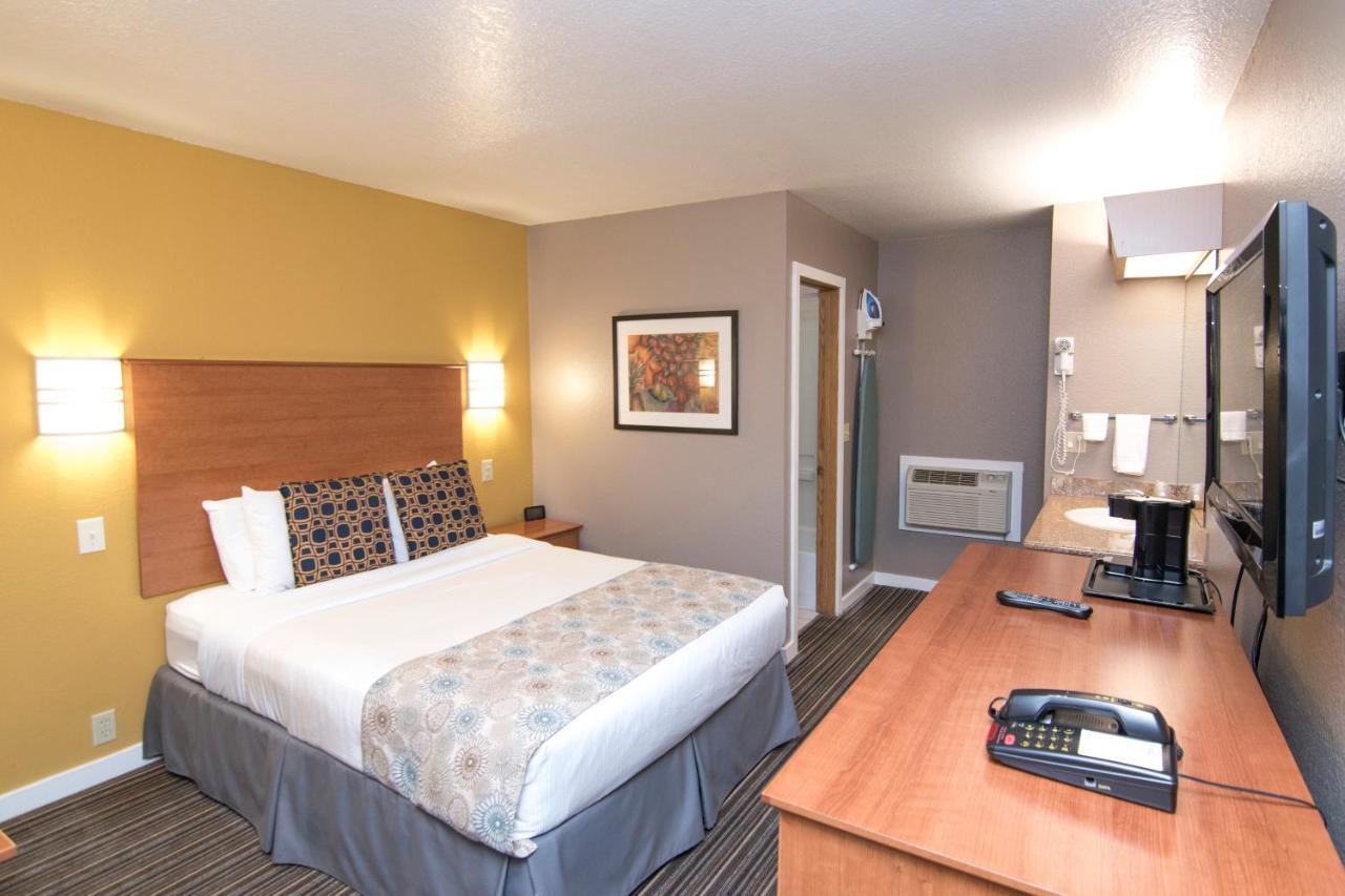 Nordic Inn And Suites Портленд Екстер'єр фото